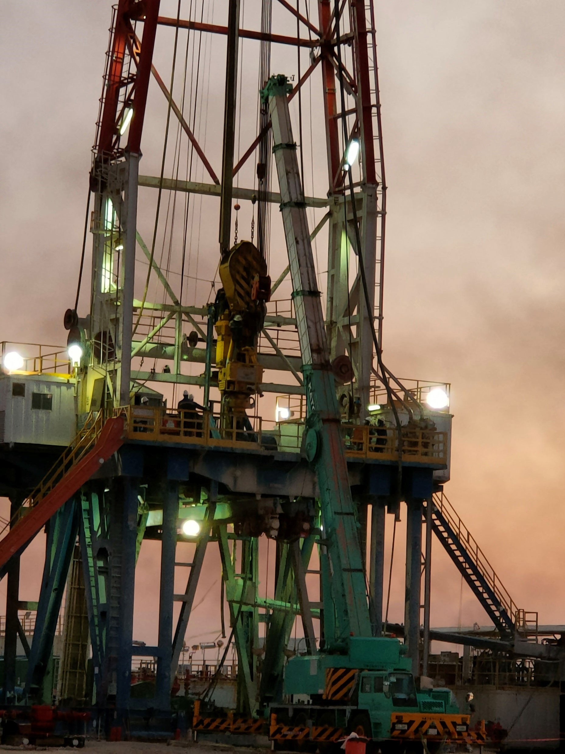 Lifting Operation Supervision & Management Services